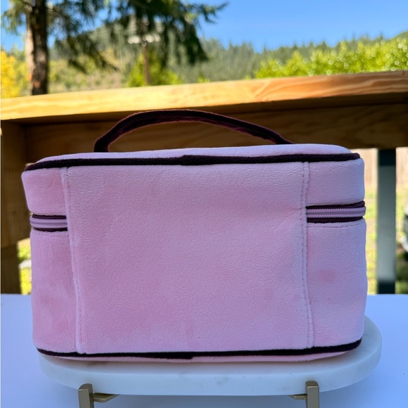 Juicy Couture Pink Velvet Cosmetic Bag-New - Picture 6 of 8